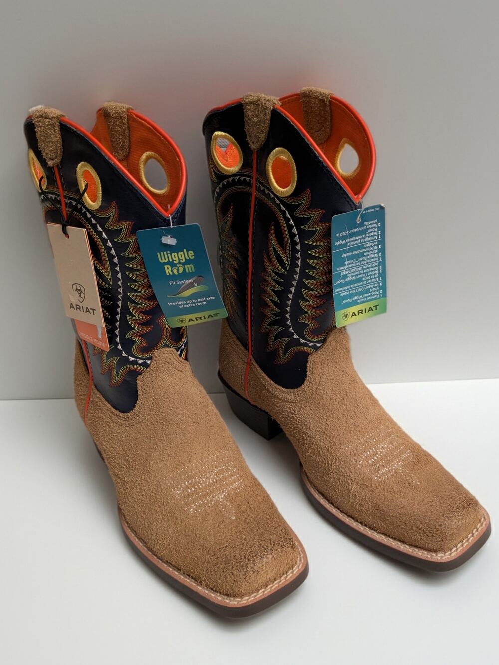 Ariat Derby Monroe Tan Roughout/Inkwell Square Toe Cowboy Boots Youth Size 3 NWT
